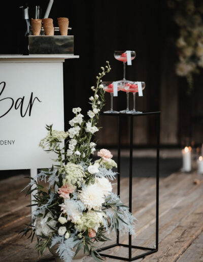 Gelatobar mit Champagnerschalen und Sorbet beim Sektempfang auf einer Hochzeit, Hochzeitsplanerin Ronja Baumbach