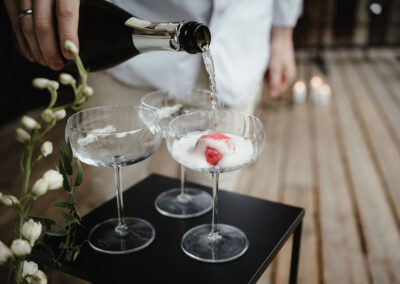 Champagner mit Sorbet zum interaktiven Sektempfang bei einer Berghochzeit