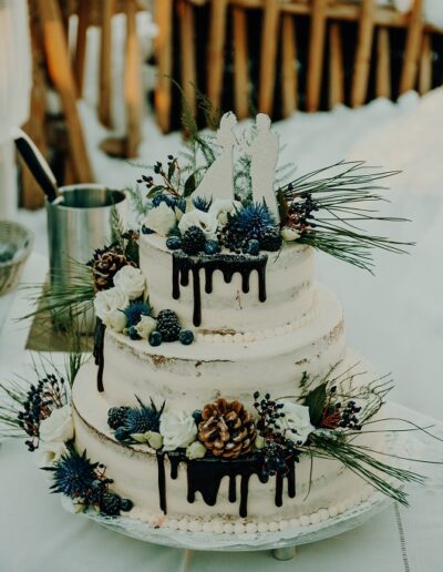Wedding cake winter wedding in the mountains of Austria Ronja Weddings