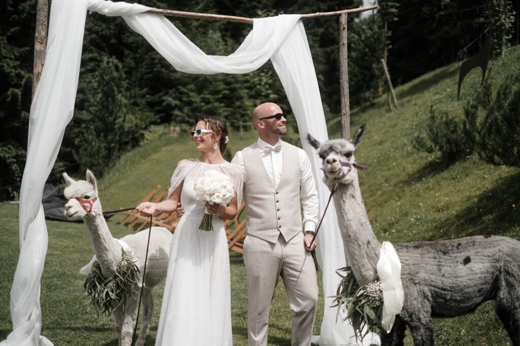 Hochzeitsshooting in den Bergen - Fotograf für Hochzeiten in Österreich, Wedding Day Manager Ronja Weddings