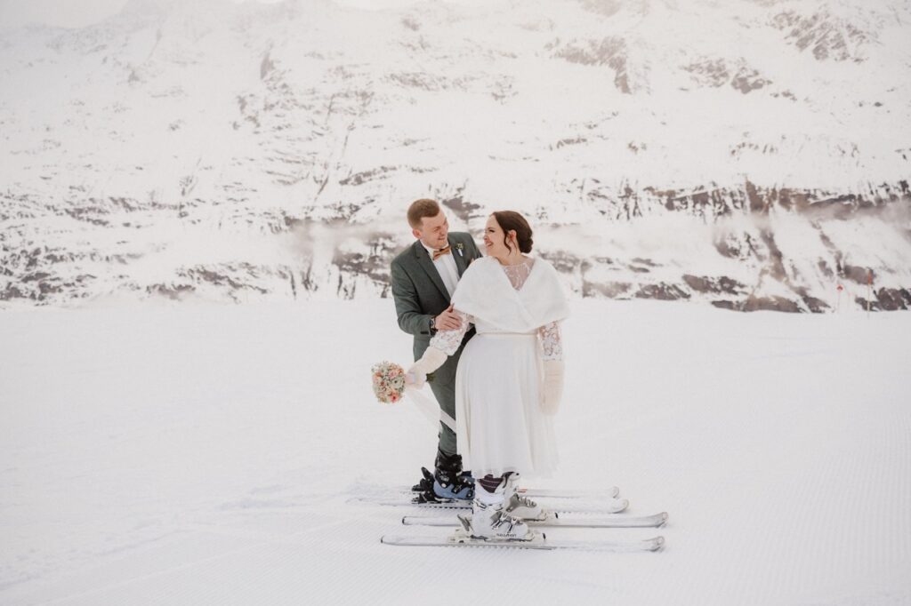 Tiny Wedding in Österreich - Berghochzeit in kleinen Kreis