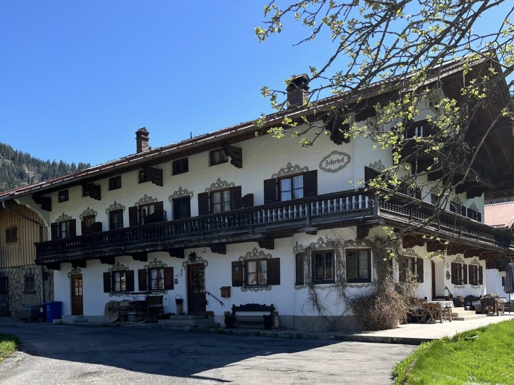 Wedding venue in the mountains - Mountain wedding in Austria with overnight stay